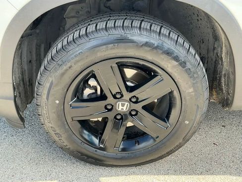 Certified 2022 Honda Ridgeline Black Edition image 5