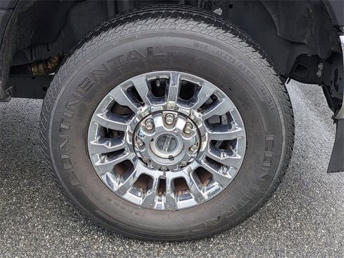 Certified 2022 Ford F250 XLT w/ XLT Premium Package image 11