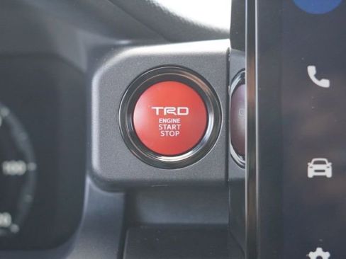 Used 2025 Toyota 4Runner TRD Off-Road Premium image 25