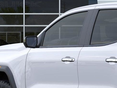 New 2026 GMC Canyon Denali AWD/4WD image 12