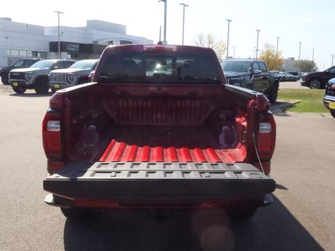 New 2025 GMC Canyon Elevation w/ Convenience Package image 16