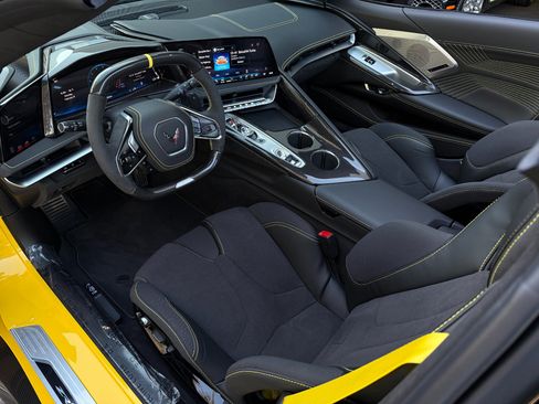 Used 2026 Chevrolet Corvette ZR1 w/ ZR1 Carbon Fiber Aero Package image 31