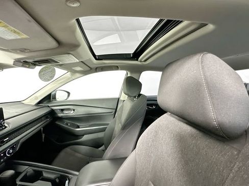Used 2024 Honda Accord EX image 19