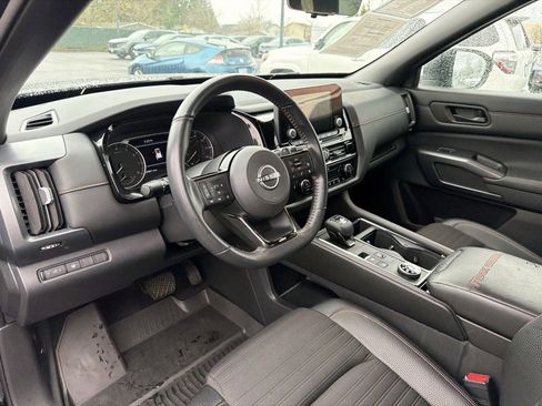 Used 2023 Nissan Pathfinder Rock Creek image 15