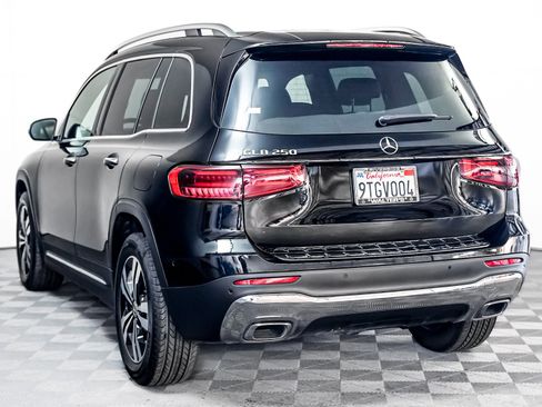 Certified 2025 Mercedes-Benz GLB 250 image 2