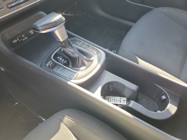 Used 2024 Hyundai Kona SEL FWD image 17