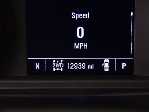 Used 2022 Chevrolet Silverado 1500 Custom w/ LPO, Dark Essentials Package AWD/4WD image 19