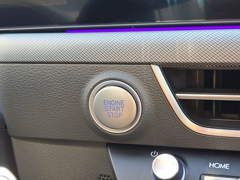 Used 2025 Hyundai Sonata Limited image 20