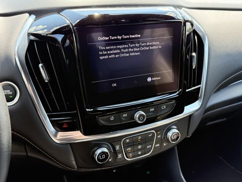 Used 2023 Chevrolet Traverse LT AWD/4WD image 22