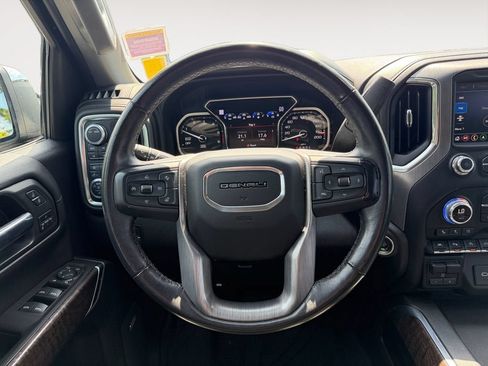 Used 2020 GMC Sierra 1500 Denali w/ Denali Ultimate Package AWD/4WD image 13