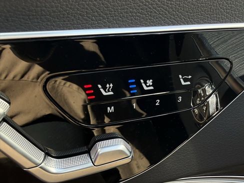 Used 2024 Mercedes-Benz CLE 300 4MATIC Cabriolet image 15