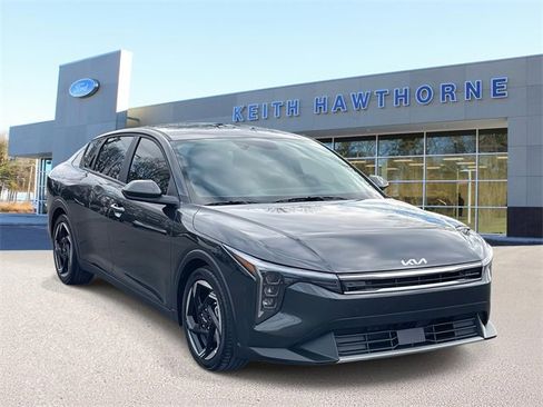 Used 2025 Kia K4 EX image 1