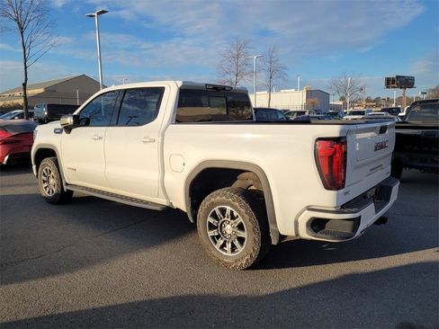 Used 2024 GMC Sierra 1500 AT4 w/ Technology Package image 6
