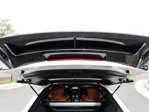Used 2016 Nissan 370Z Touring RWD image 86
