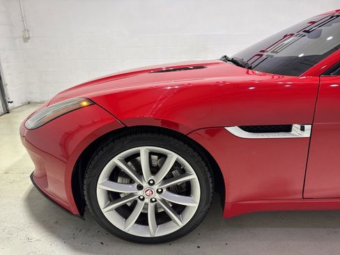 Used 2018 Jaguar F-TYPE Convertible image 9