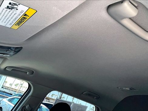 Used 2026 Kia Sorento LX FWD image 14