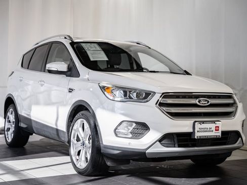 Used 2018 Ford Escape Titanium w/ Ford Safe & Smart Package image 1
