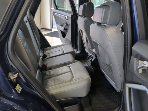 Used 2024 Audi Q3 2.0T Premium Plus w/ Premium Plus Package image 44