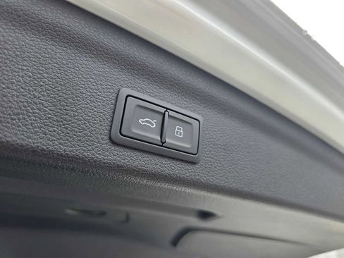 New 2025 Audi Q3 2.0T Premium Plus image 18