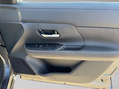 New 2026 Nissan Kicks SV w/ SV Premium Package image 12