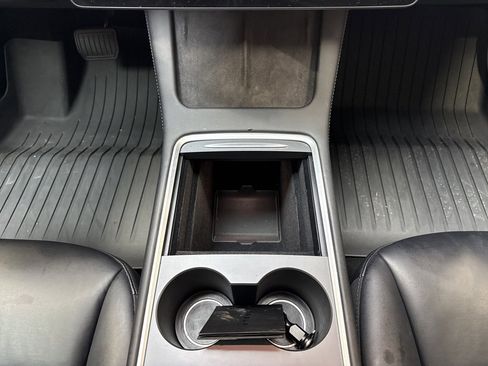 Used 2023 Tesla Model 3 Standard Range image 21