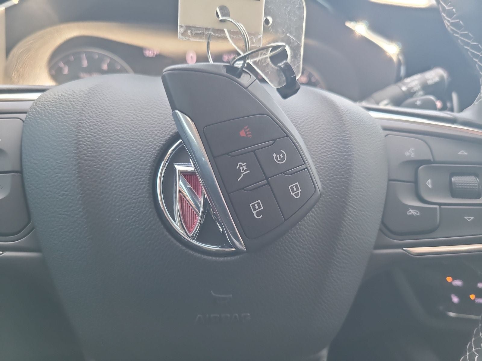 Used 2023 Buick Envision Essence FWD image 31