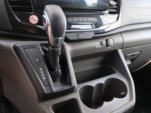 Used 2024 Ford Transit 350 XLT image 7