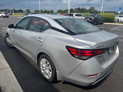 Used 2022 Nissan Sentra S FWD image 5