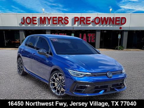 Used 2025 Volkswagen Golf w/ Euro Style Package AWD/4WD image 1
