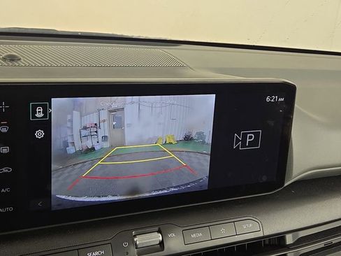 Certified 2025 Kia K4 EX image 20