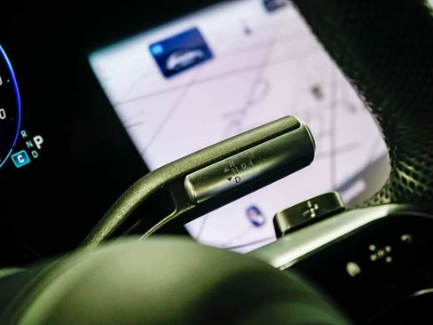 Used 2023 Mercedes-Benz EQS 580 4MATIC Sedan image 21