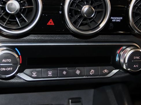 Used 2021 Nissan Sentra SR image 38