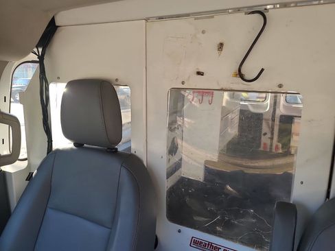 Used 2016 Ford Transit 250 148 Low Roof image 19