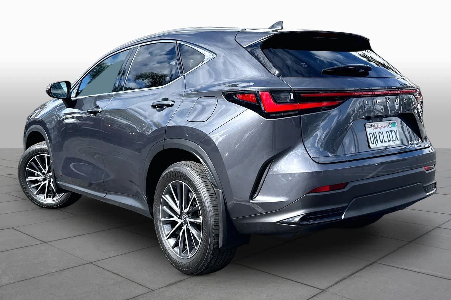Used 2025 Lexus NX 350h AWD w/ Accessory Package (2T) image 11