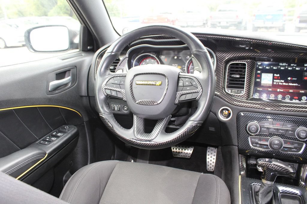 Used 2017 Dodge Charger R/T Scat Pack RWD image 15