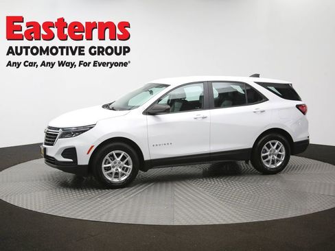 Used 2022 Chevrolet Equinox LS FWD image 56