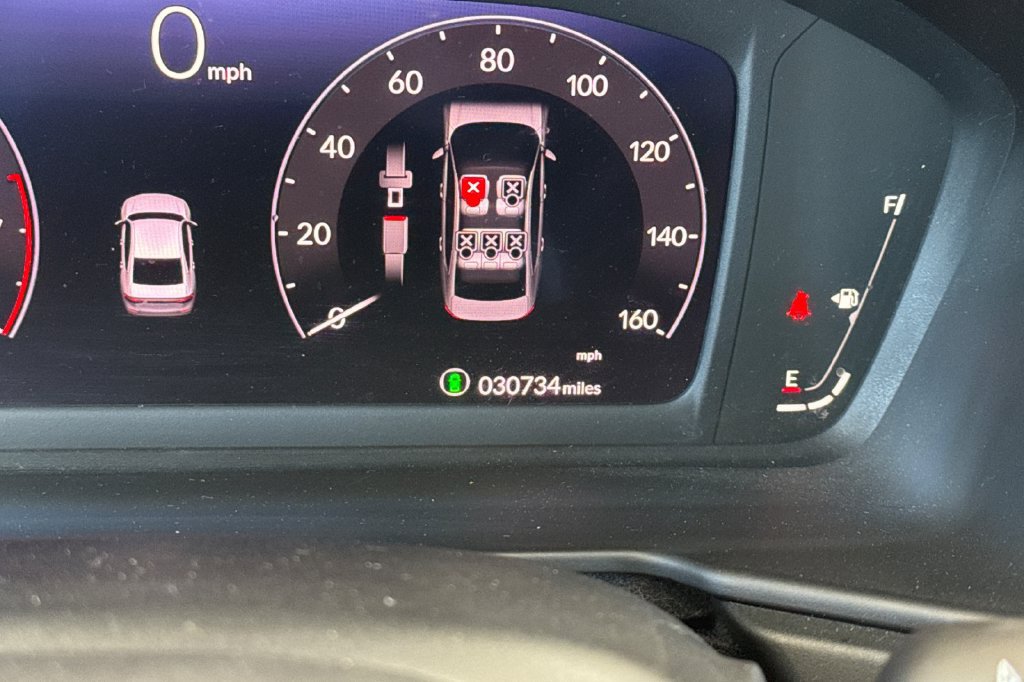 Certified 2023 Honda Accord EX image 29