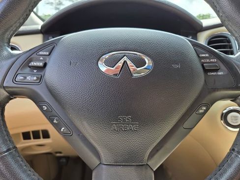 Used 2016 INFINITI QX50 2WD w/ Deluxe Touring Package image 35