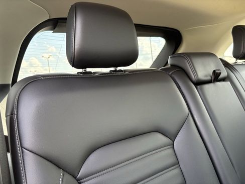 Used 2022 Ford Edge SEL w/ Convenience Package image 30