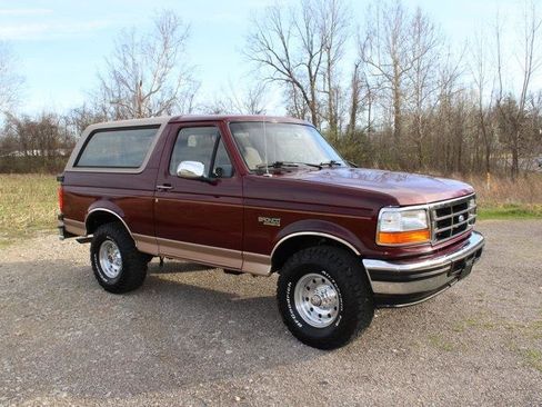 Used 1996 Ford Bronco Eddie Bauer image 2