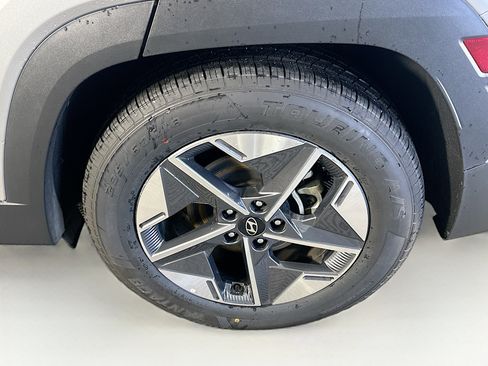 Used 2025 Hyundai Tucson SEL image 11