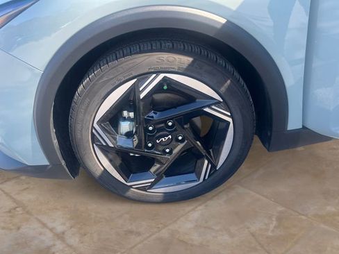 Used 2025 Kia K4 EX image 14