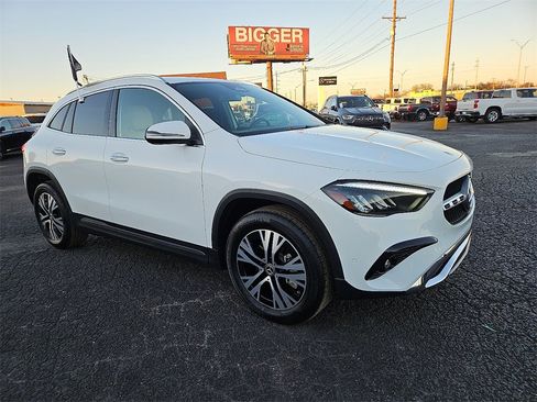 Certified 2025 Mercedes-Benz GLA 250 4MATIC image 10