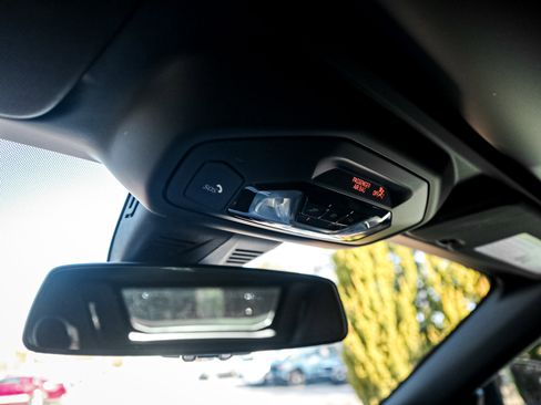 Used 2022 BMW Z4 M40i w/ Premium Package image 27