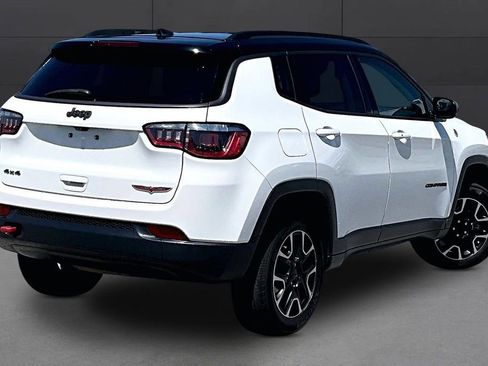 Used 2020 Jeep Compass Trailhawk AWD/4WD image 2