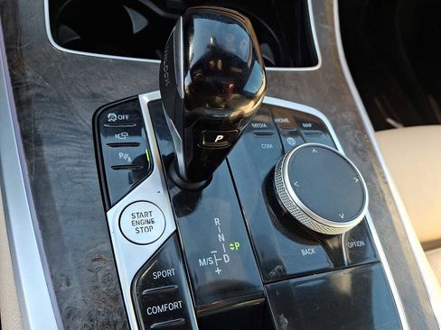 Used 2022 BMW X5 xDrive40i w/ Premium Package image 17