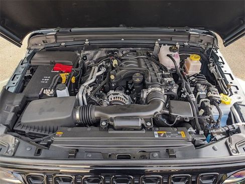 Certified 2024 Jeep Gladiator Sport image 30