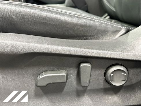 Certified 2022 Subaru Ascent Limited w/ Technology Package image 22