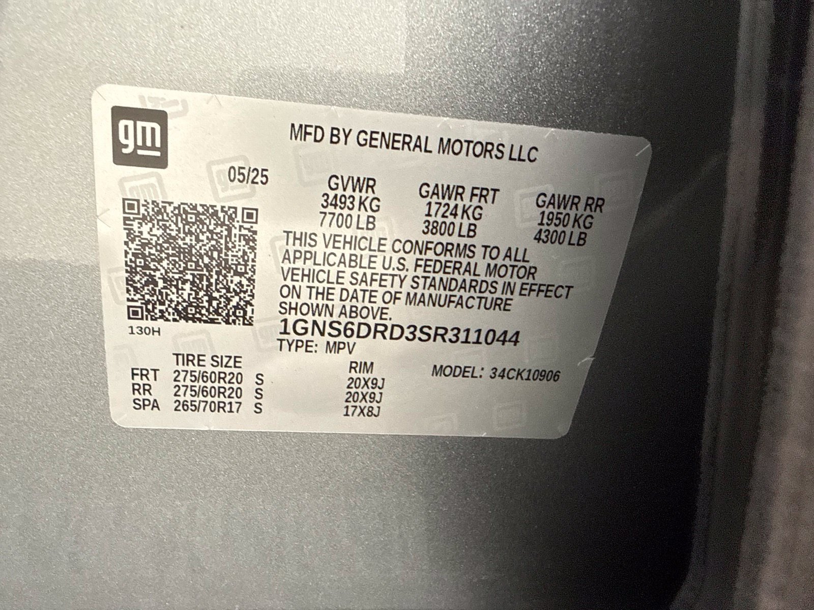 Used 2025 Chevrolet Suburban Z71 AWD/4WD image 17