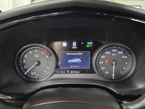 Used 2023 Cadillac XT5 Premium Luxury w/ Technology Package AWD/4WD image 19